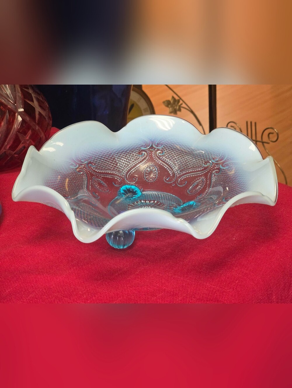 Vintage Northwood Blue Opalescent Bowl Footed Lattice Medallions